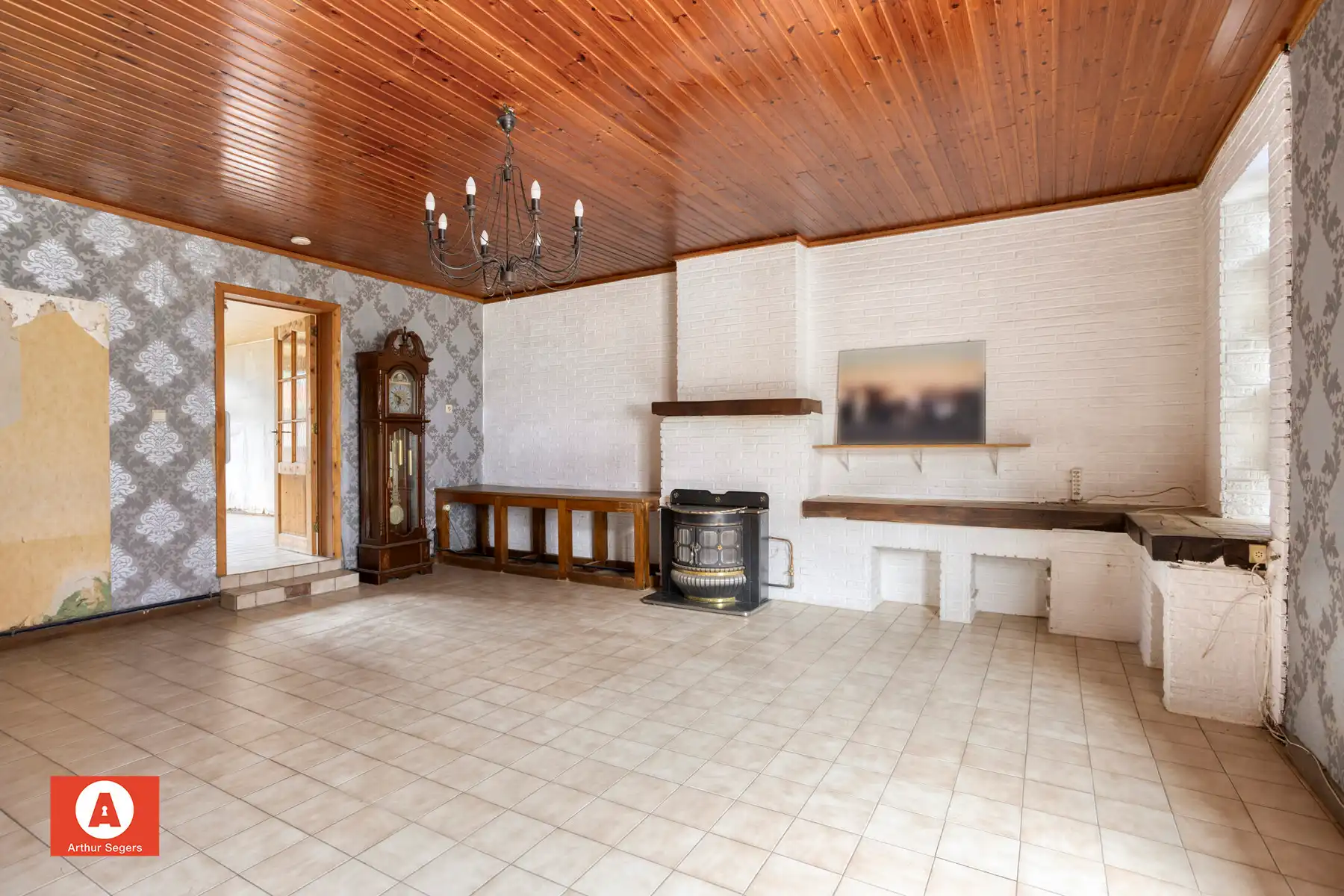 Te renoveren woning nabij het centrum van Opwijk foto 4