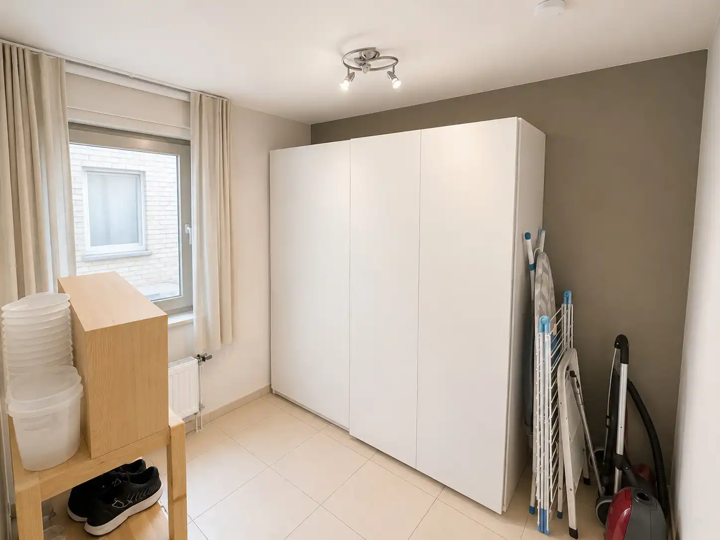 Appartement met 2 slaapkamers op toplocatie in De Haan centrum. foto 6