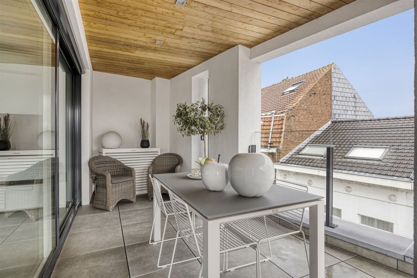 Appartement met 3 slaapkamers en terras  foto 25