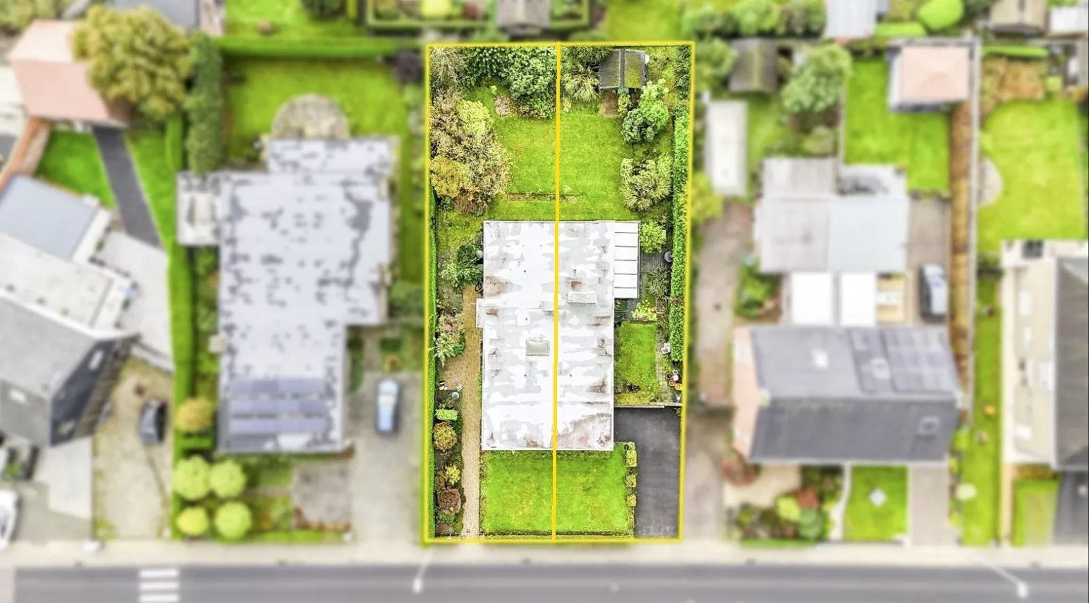 Ruime halfopen bebouwing op 400 m² met Zuid georiënteerde tuin op topligging te Torhout foto 9