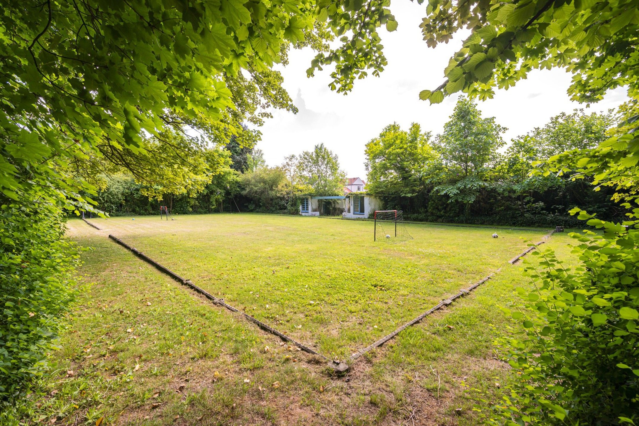 Exclusieve villa met zwembad en privédomein te Dilbeek foto 7