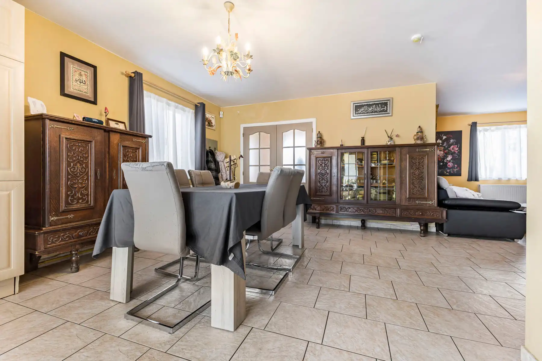Alleenstaande woning met 4 slaapkamers en tuin foto 6