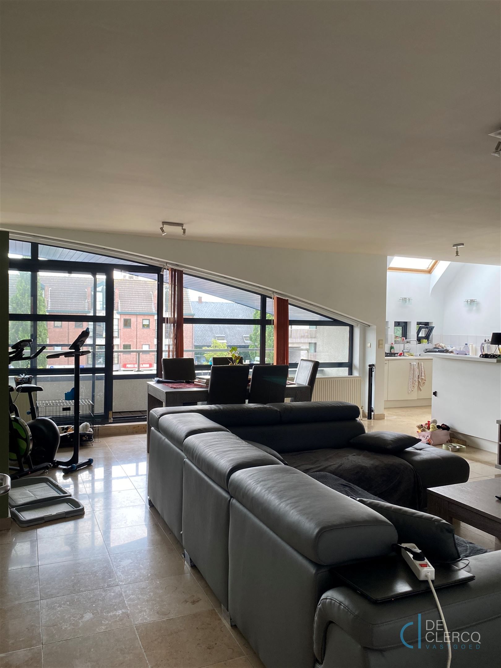 Gezellig appartement met garage te huur, centrum Lochristi!  foto 3