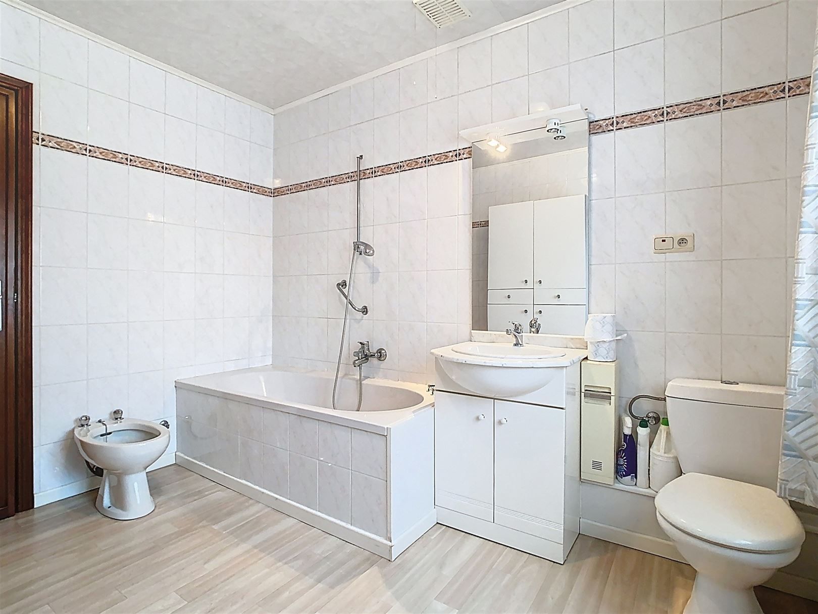 Ruime woning, 3 slpks, bijgebouwen, garage, tuin, 6a 81ca foto 20