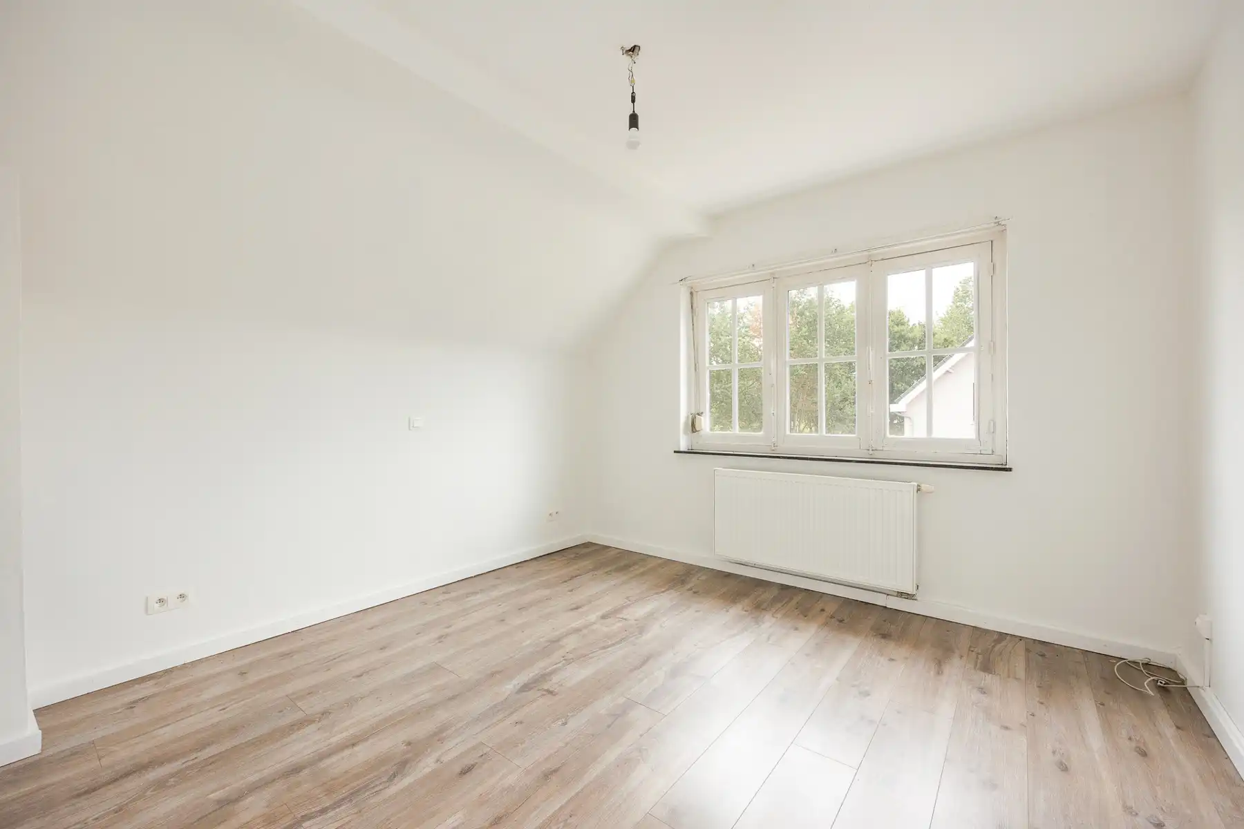 Rustig gelegen charmante woning met 3 slaapkamers op 730m² foto 16