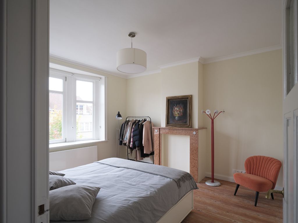 Omgeving Miljoenenkwartier - Bijzonder ruime herenwoning met tuin nabij het Paul de Smet de Naeyerpark. foto 19