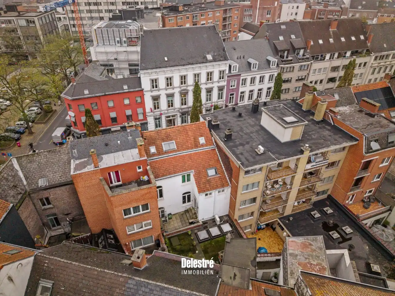 Unieke praktijk- of kantoorruimte van ca. 190 m² INCLUSIEF 2 ruime garageboxen foto 30
