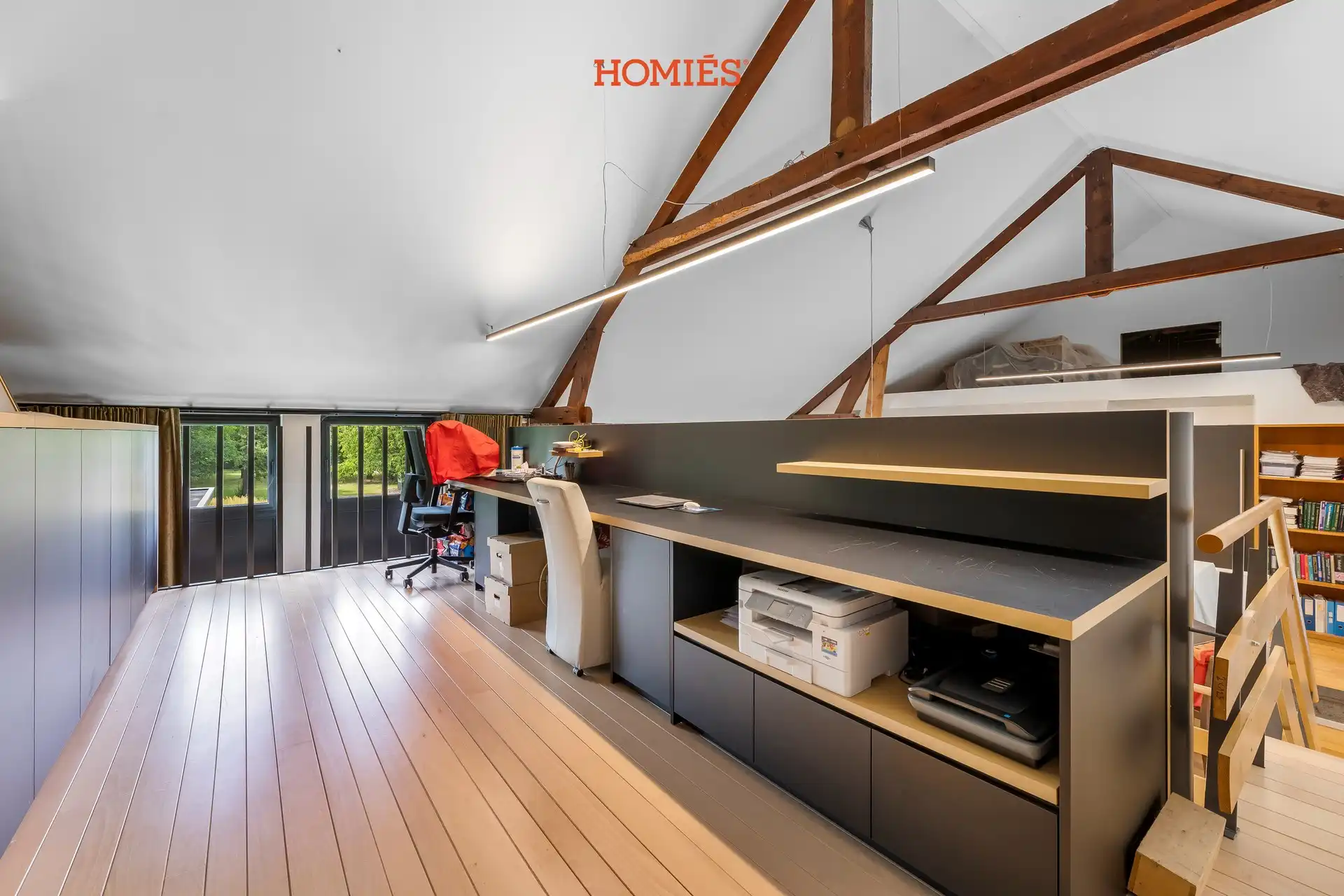 Karaktervolle hoeve met grote tuin en zwembad foto 16