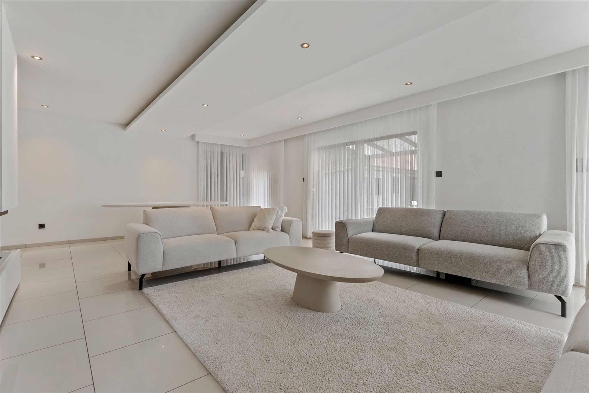 ZEER RUIME WONING MET 5 LAAPKAMERS OP RUSTIGE DOCH CENTRALE LIGGING IN KOERSEL foto 4