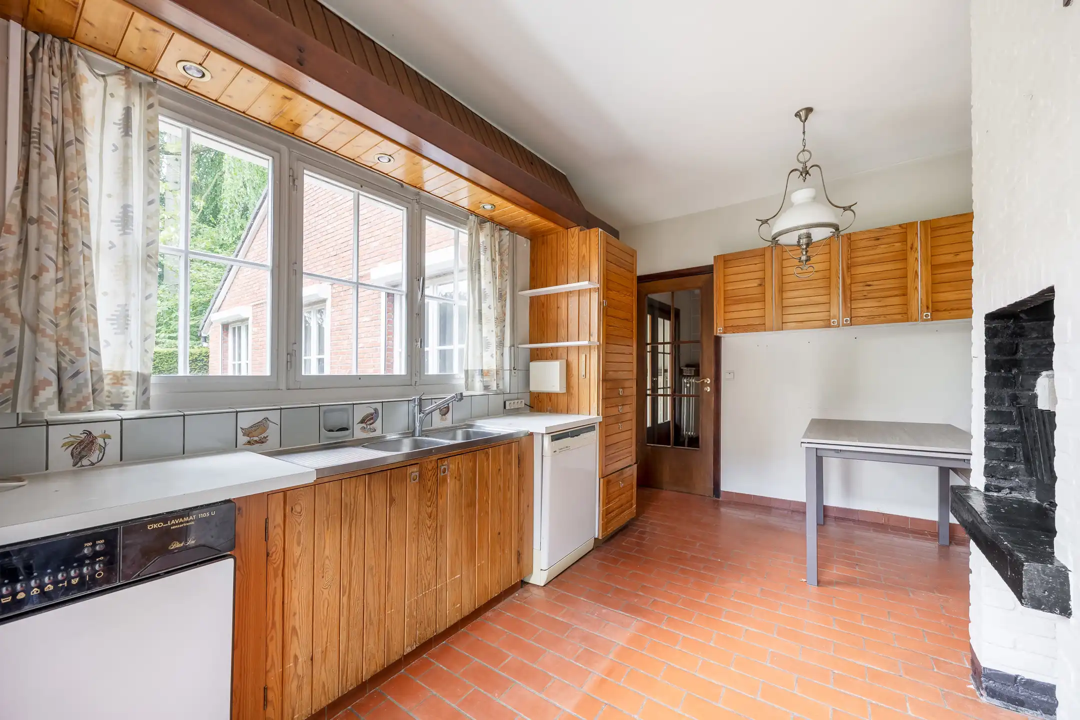  Te renoveren landhuis in groene wijk Hertebos foto 21