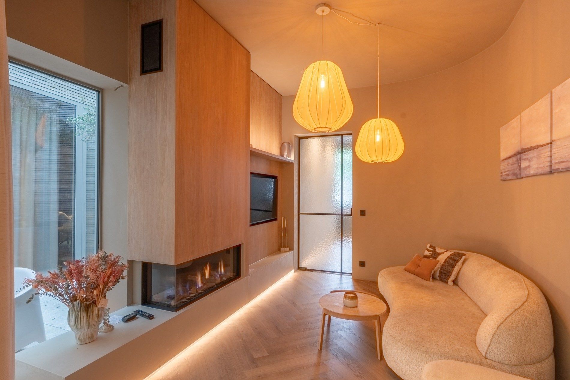 Winkelruimte met prachtig appartement te Westkapelle foto 3