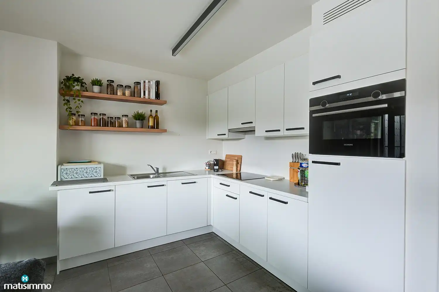 INSTAPKLAAR APPARTEMENT MET ZONNEPANELEN, AUTOSTAANPLAATS EN KELDERBERGING IN DE STADSKERN VAN TONGEREN foto 6