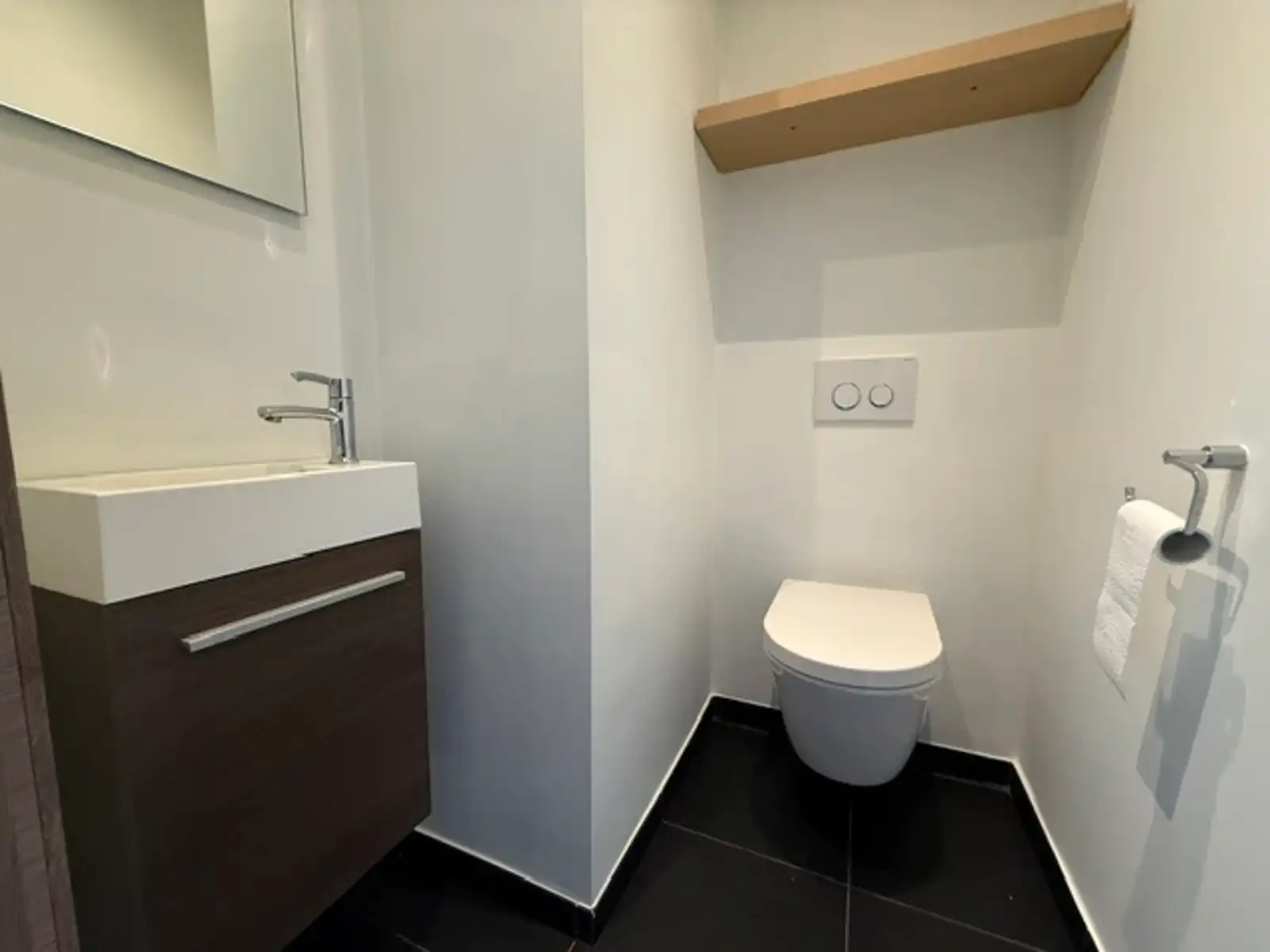Te huur: Instapklaar appartement aan de stadsrand foto 12