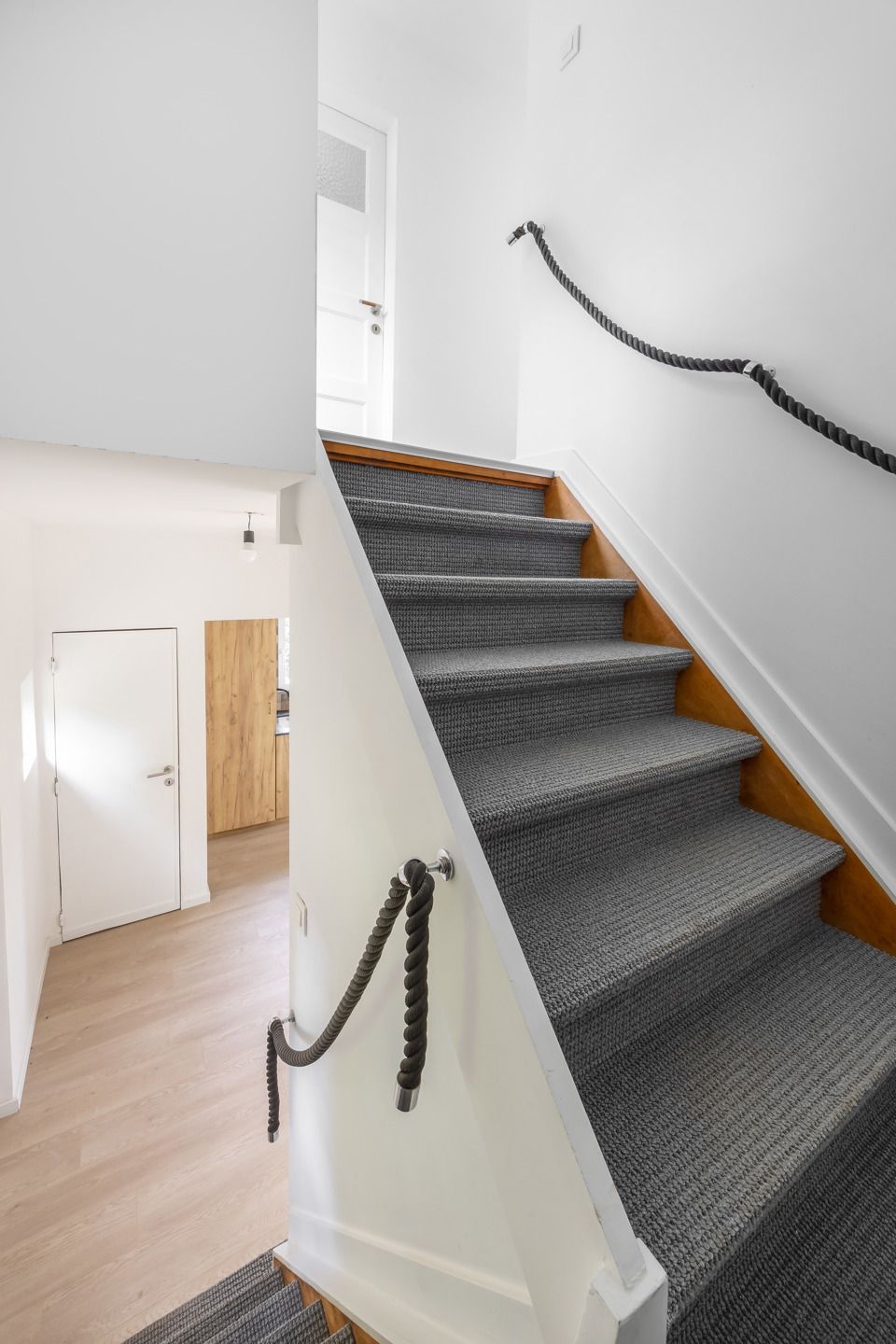 Karaktervolle woning met zwembad op toplocatie in Wijnegem foto 15