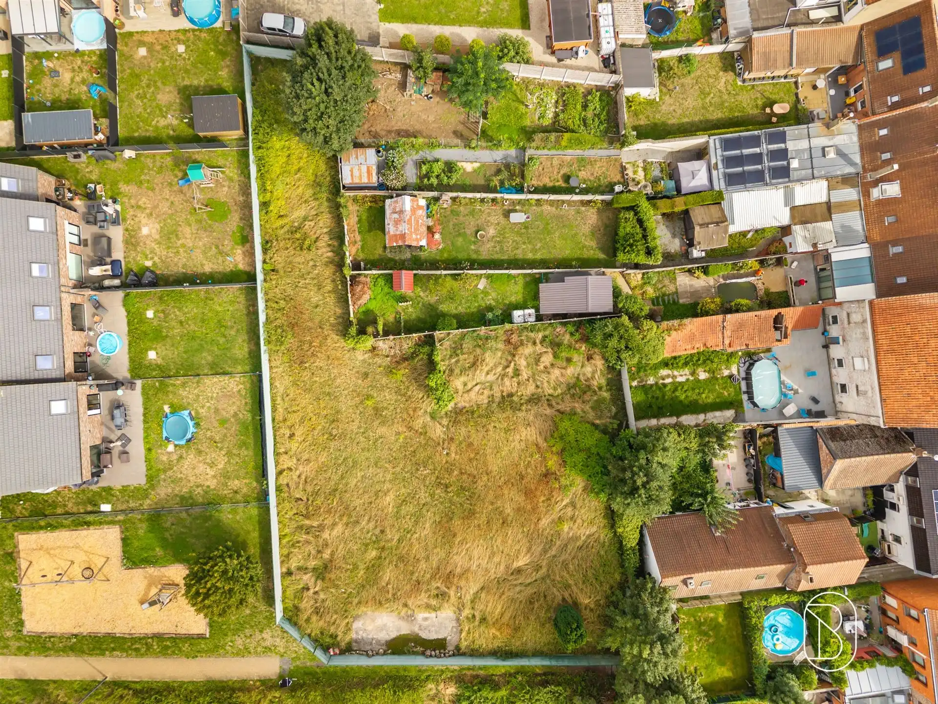 Bouwgrond met veel potentieel in Pecq foto 3