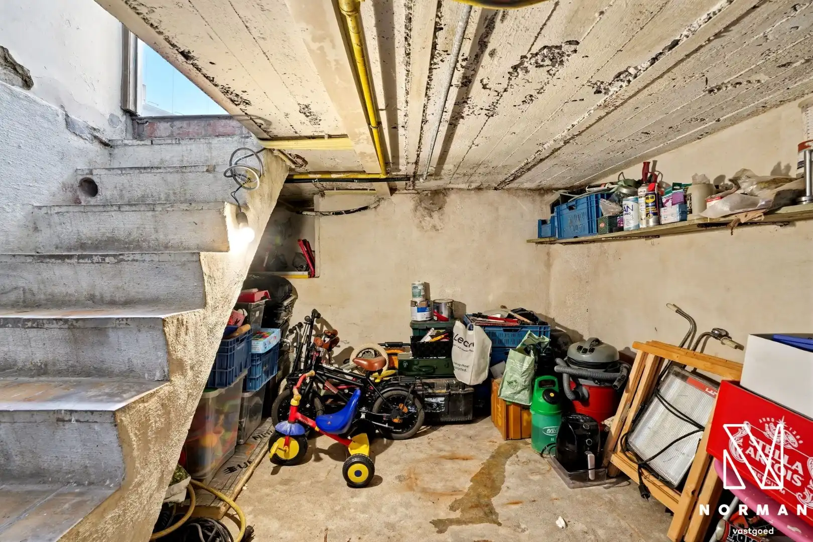 Instapklare woning met 3 slaapkamers en tuin te koop in centrum Kuurne! foto 5