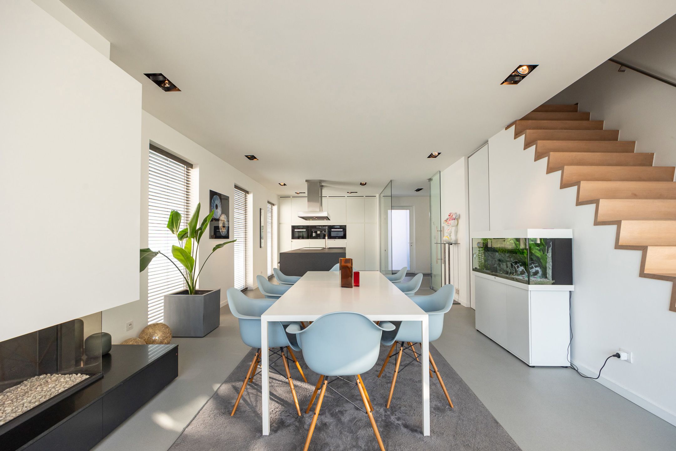 Moderne HOB met 4 slpks + kantoren en magazijnruimte  foto 13