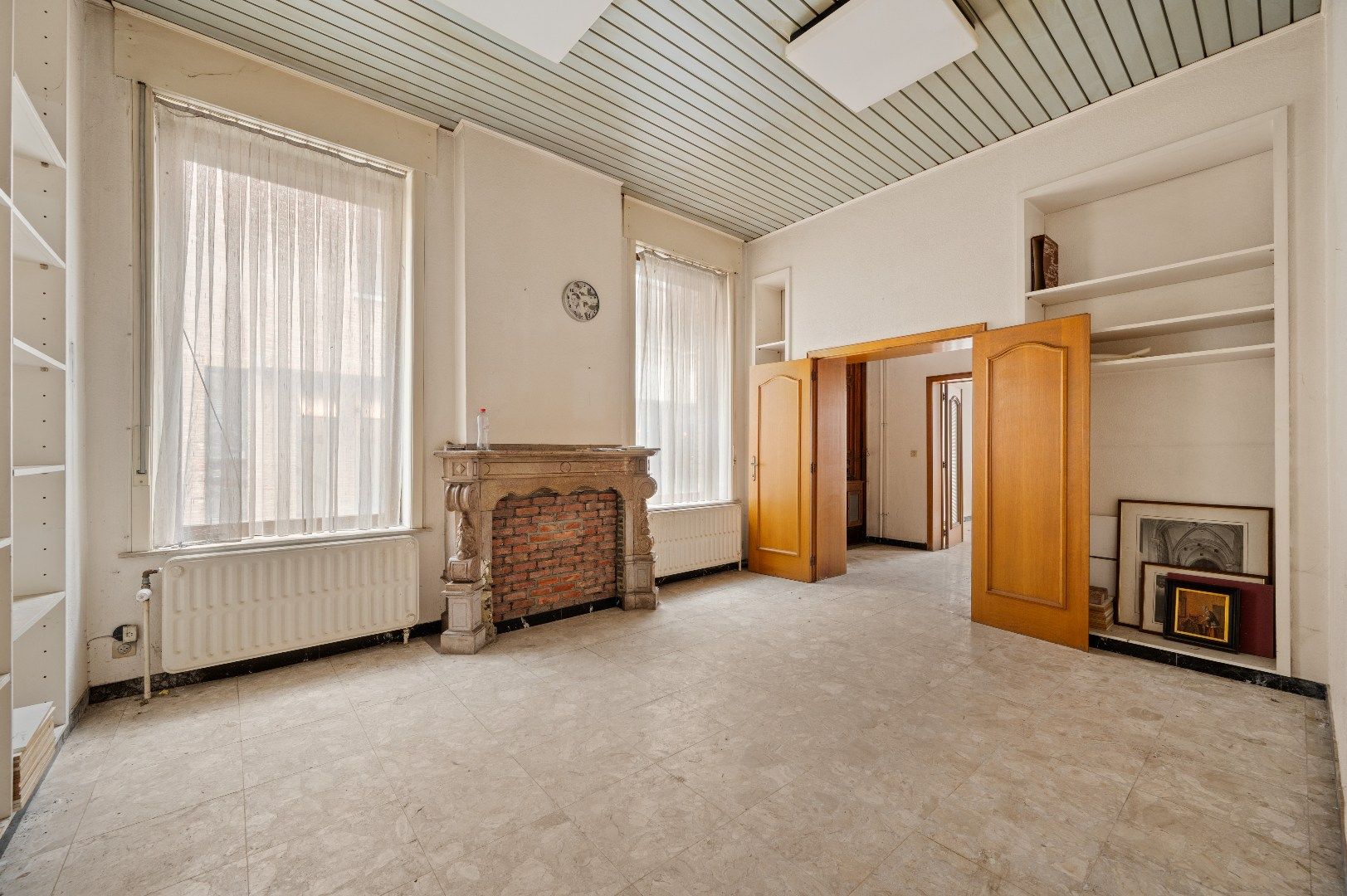 Historisch herenhuis/pastorie met uitzicht op de Grote Markt foto 5