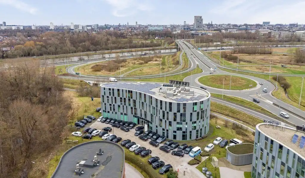 Kantoren te huur in Planet Business Center aan The Loop in Gent foto 28
