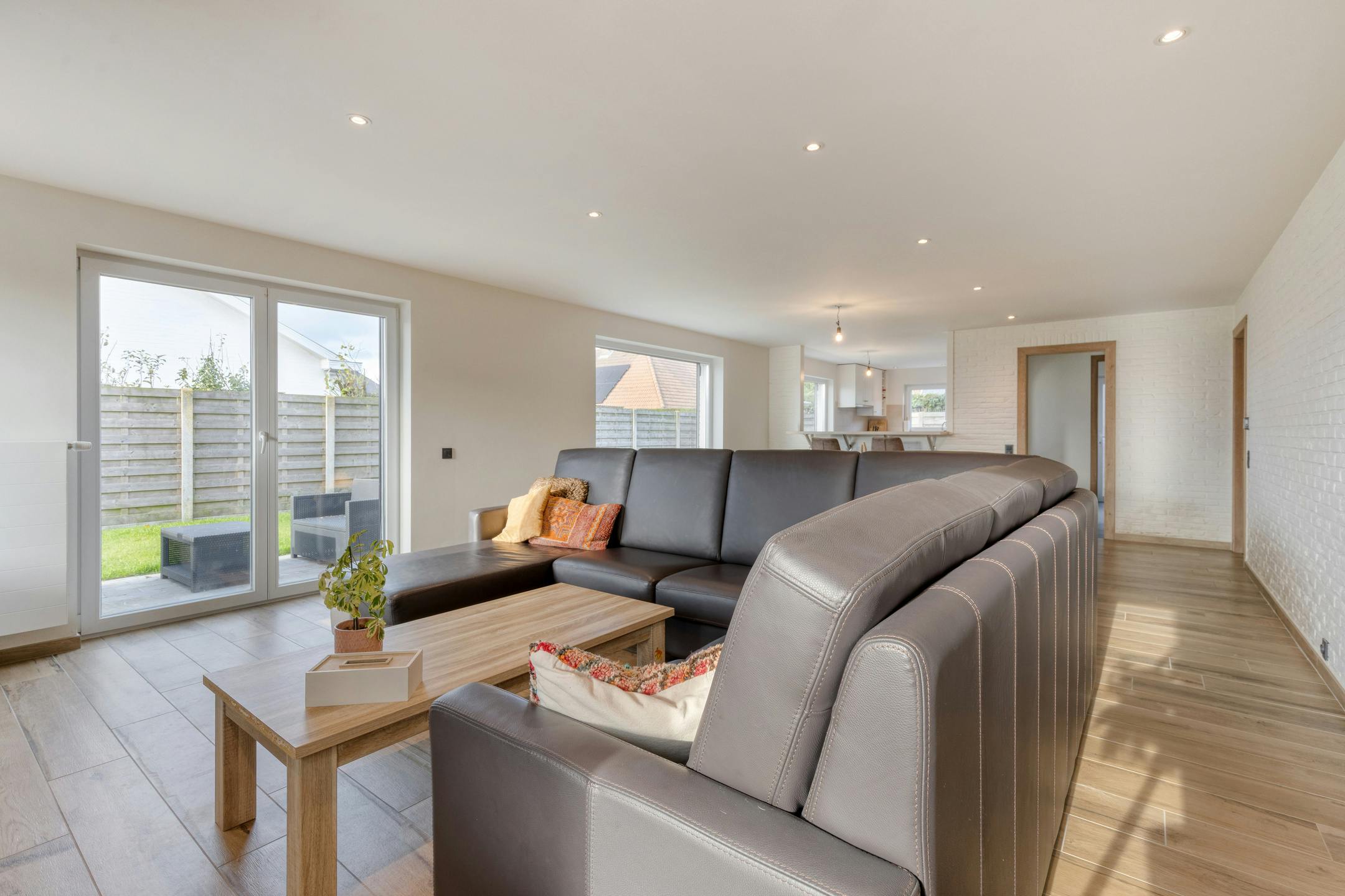 Instapklare alleenstaande woning te koop te Blankenberge foto 4