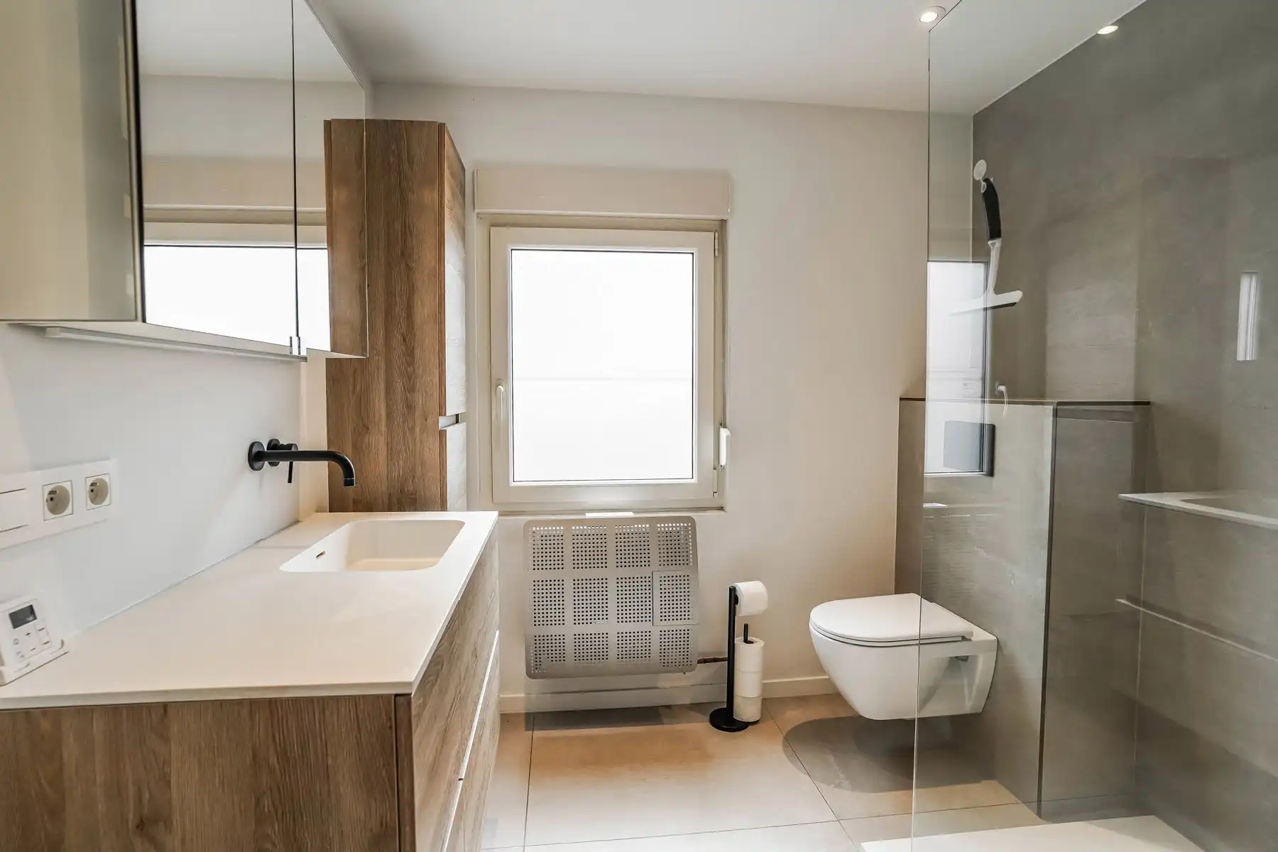 Perfect instapklare rijwoning te Willebroek foto 19