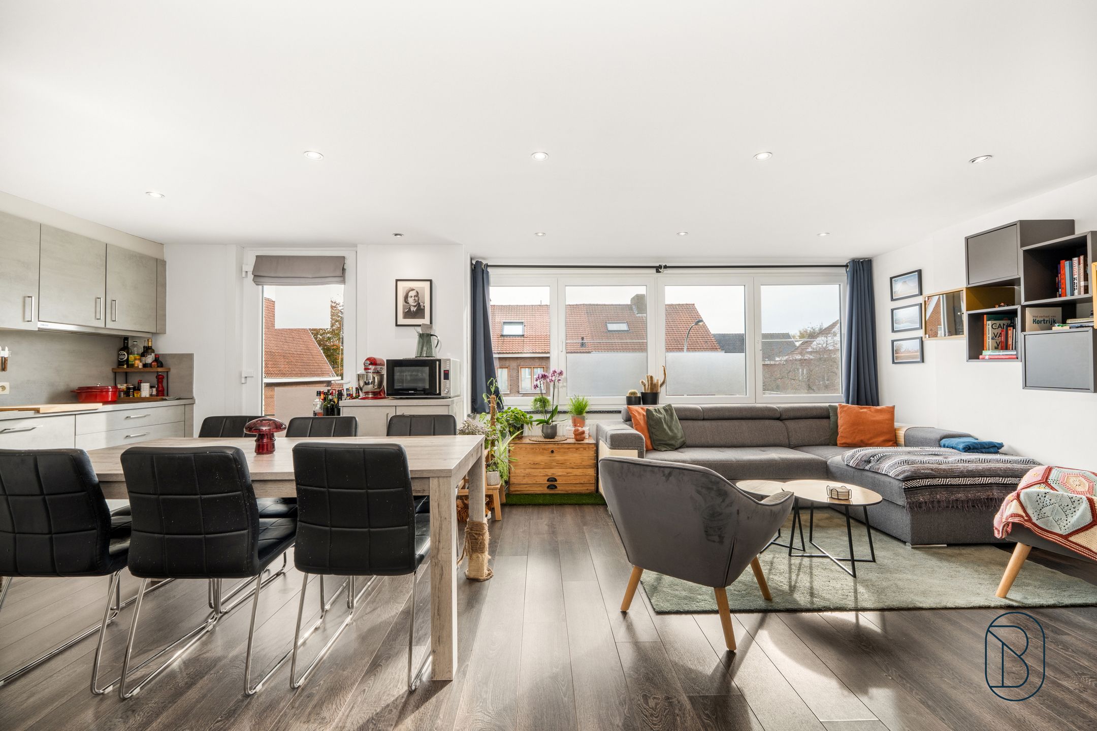 2-slaapkamer appartement met garage in de St.-Elisabethwijk foto 2