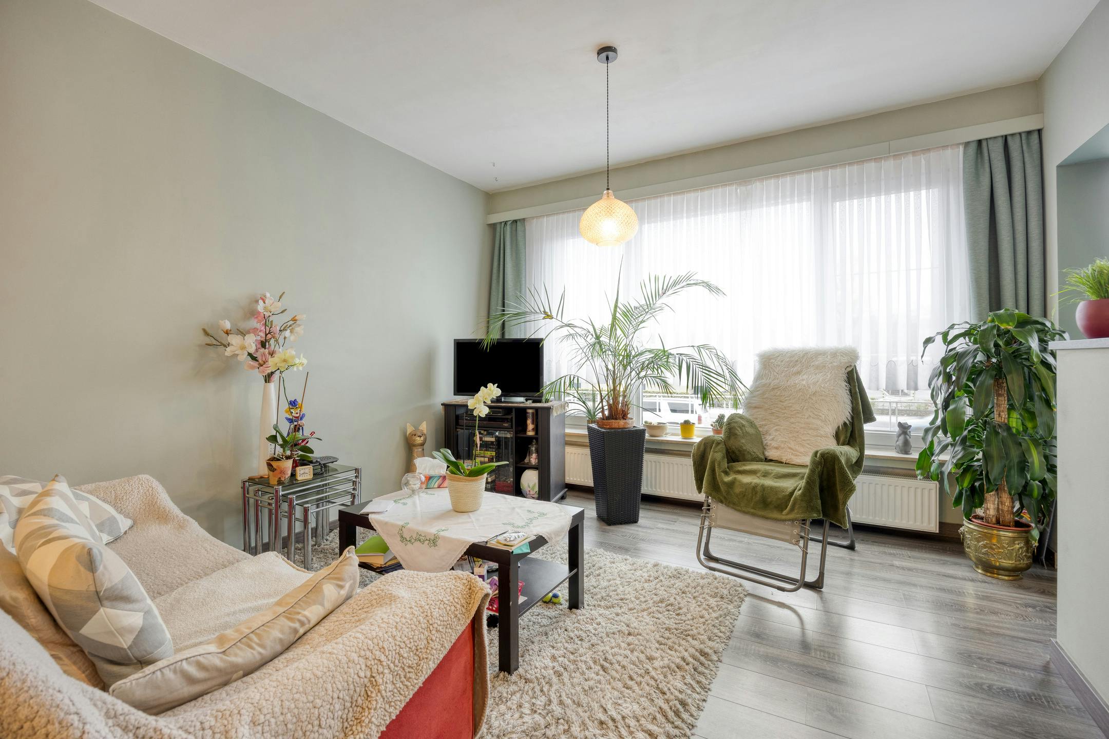 Energiezuinig appartement mét garage te koop in Merksem  foto 4