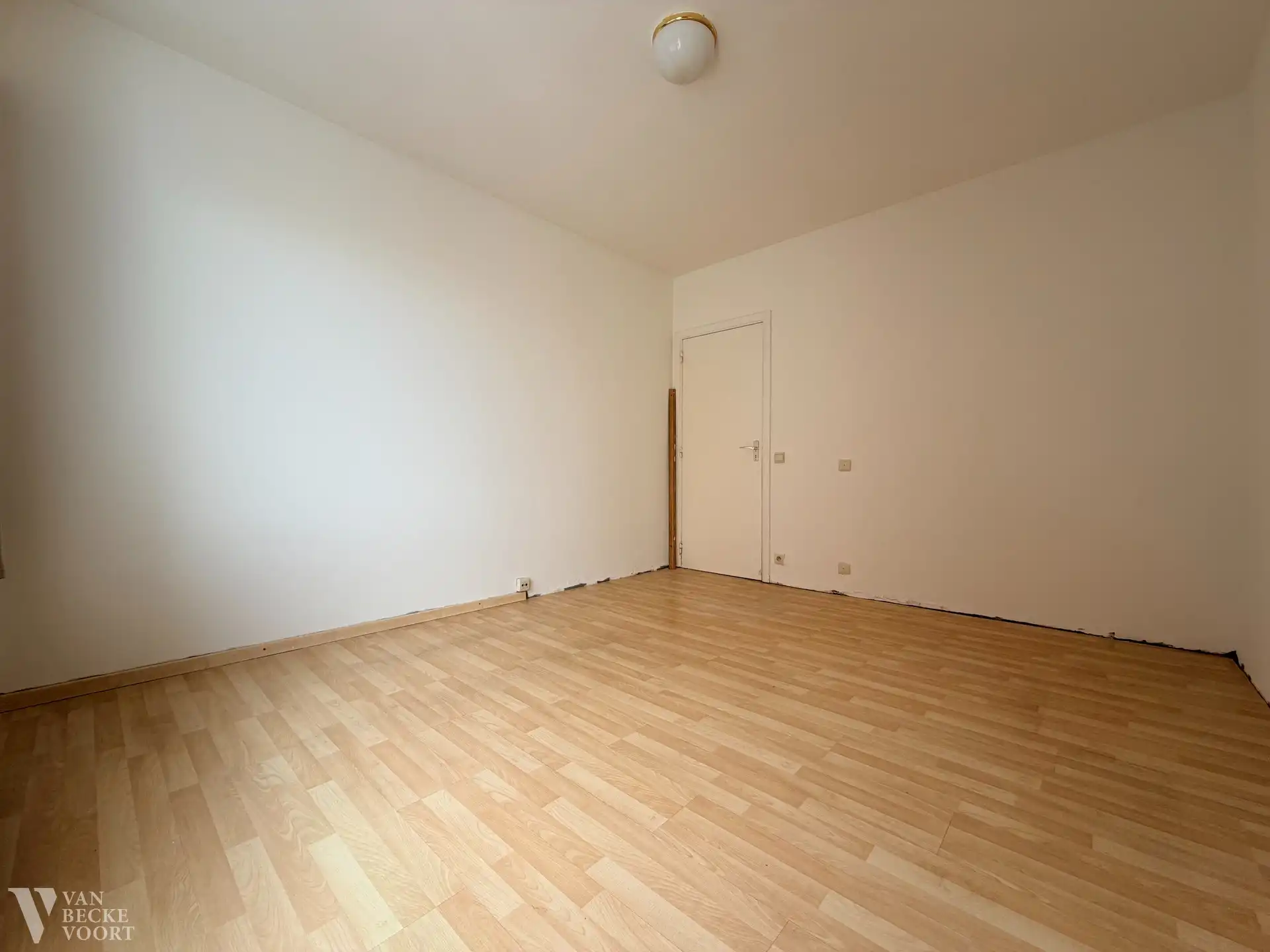 1-slaapkamerappartement op centrale ligging foto 9