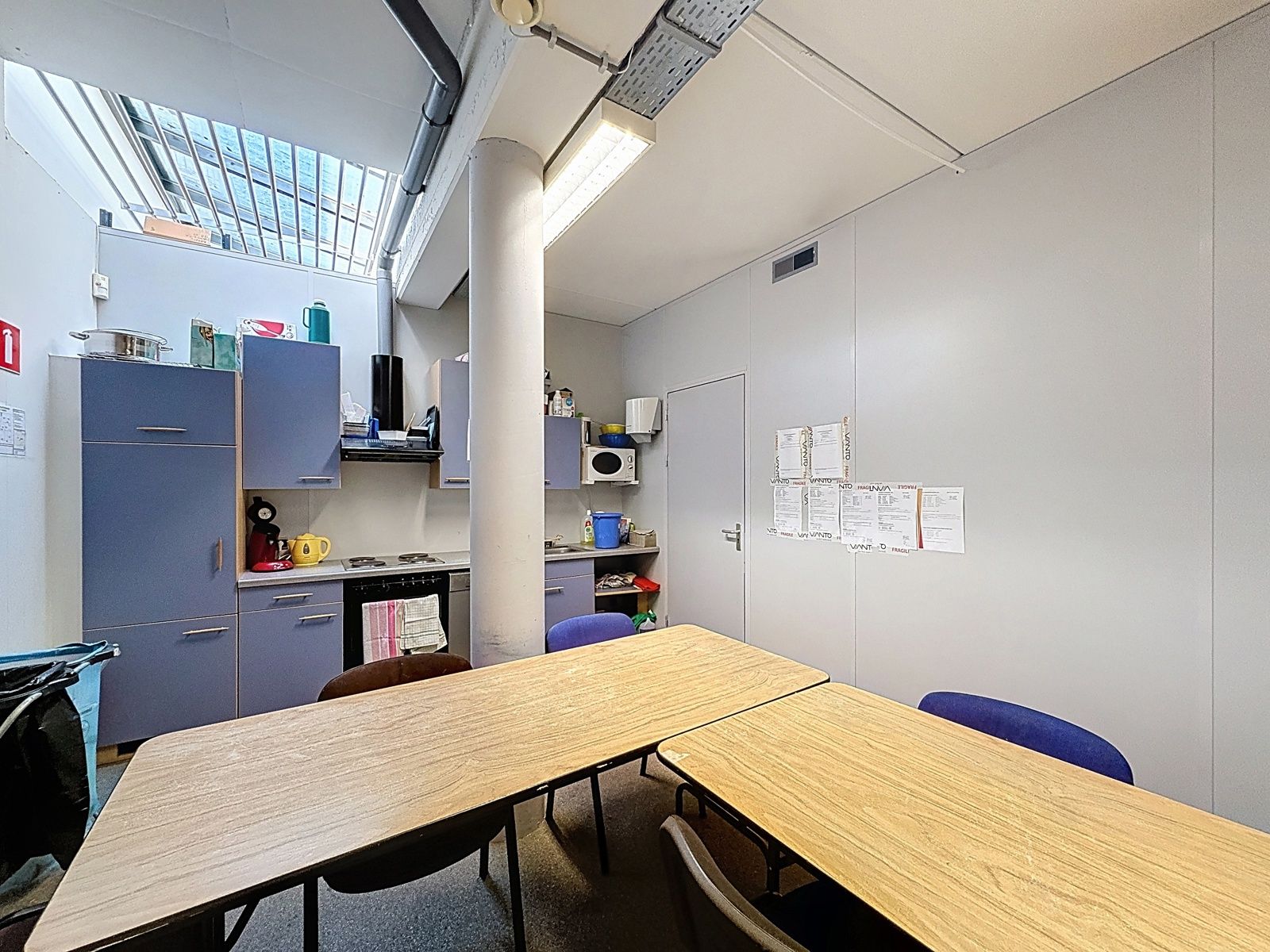 Commercieel Pand met Grote Visibiliteit vlakbij Bredabaan foto 19