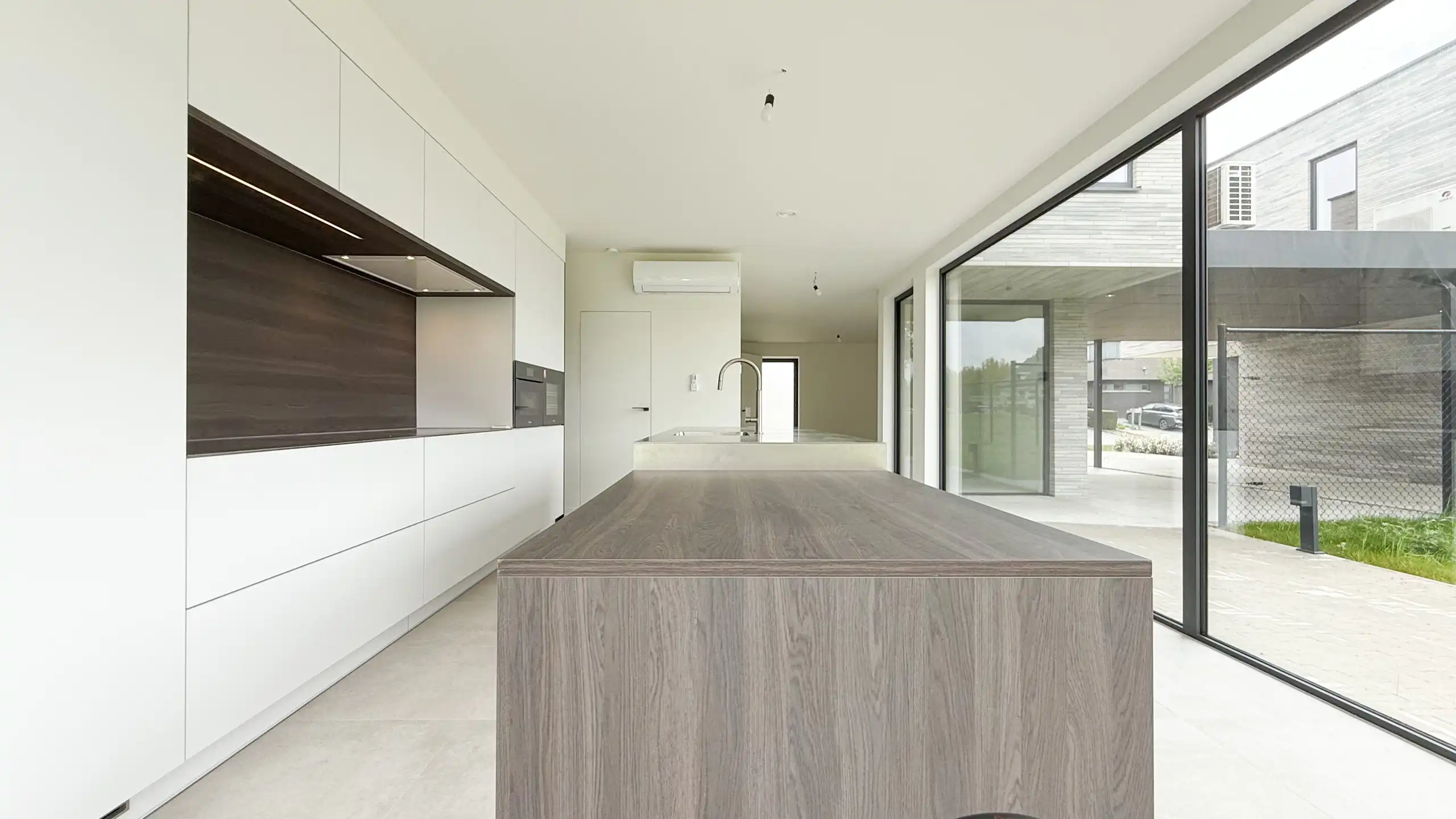 Hoogwaardig afgewerkte woning met industriële look! foto 10