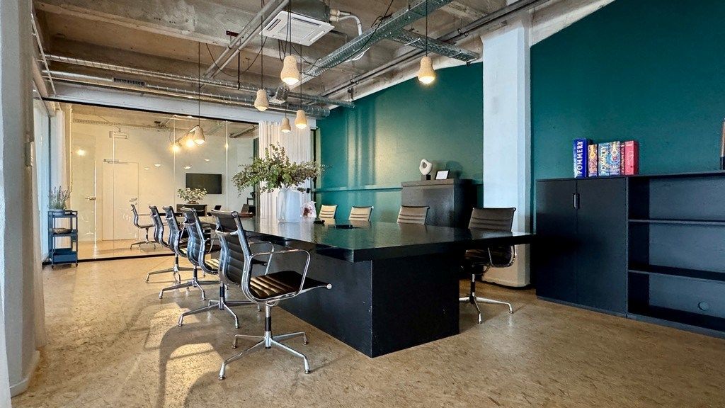 Hip loftkantoor te huur in Handelsdokcenter in Gent foto 11