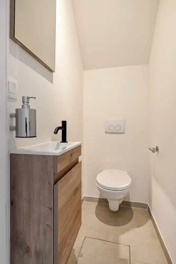 Pas gerenoveerde aantrekkelijke A-label stadswoning met zonnige diepe tuin foto 12