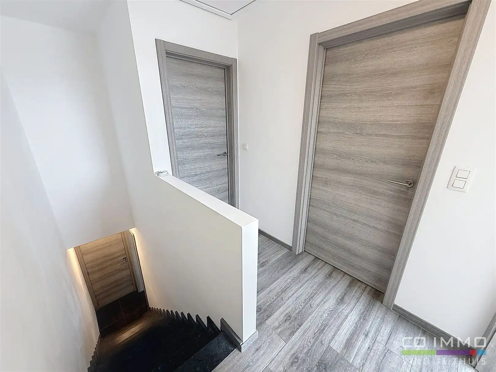 Mooi duplex app, 2 slpks, terrassen en parking foto 16