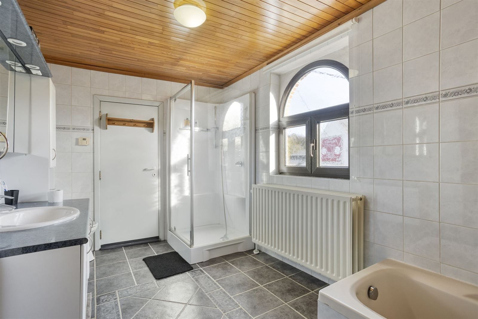 Unieke kans Residentiele eigendom+ horecazaak in Roosdaal  foto 24