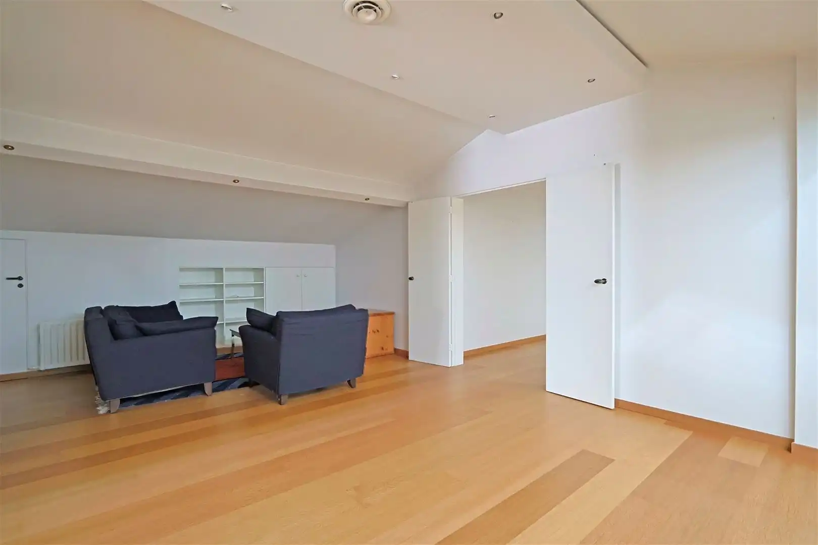 Tijdloze villa op goed bereikbare locatie foto 18