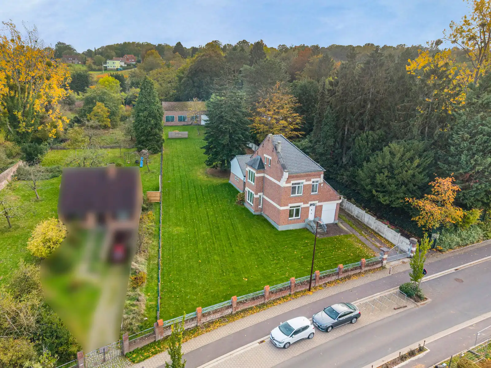 Karaktervolle herenwoning MET RUIM ATELIER en prachtige tuin foto 2