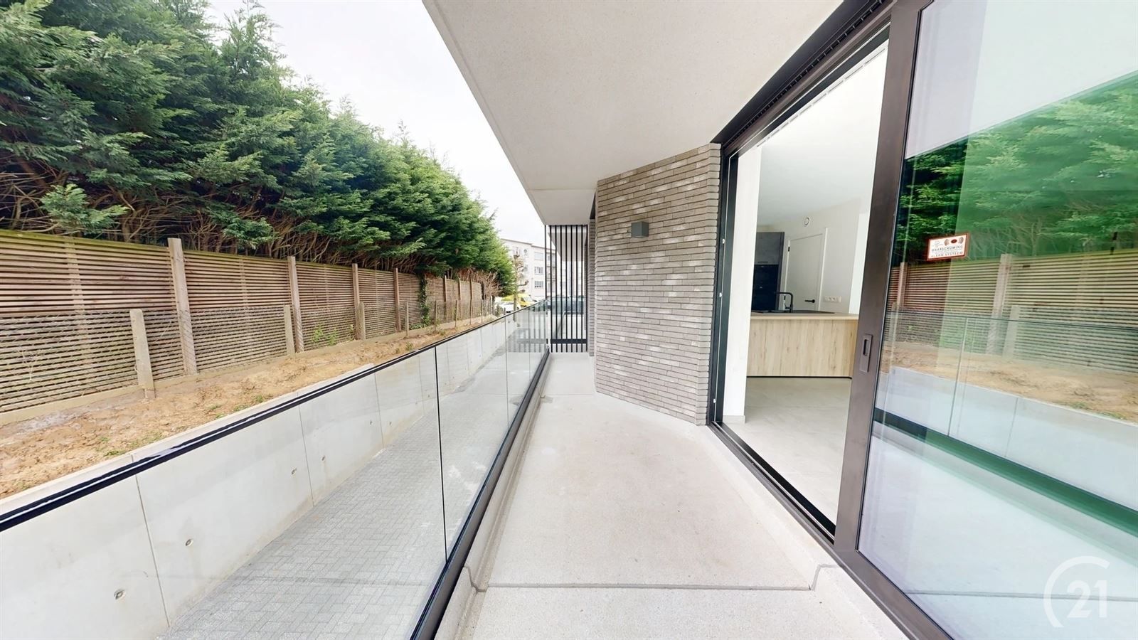 Nieuwbouwappartement met groot terras  foto 2