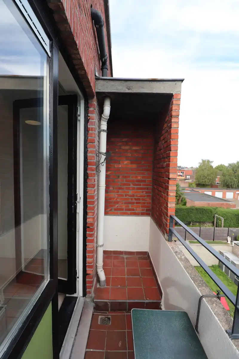 Appartement op de 3de verdieping met 2 slaapkamers en lift. foto 11