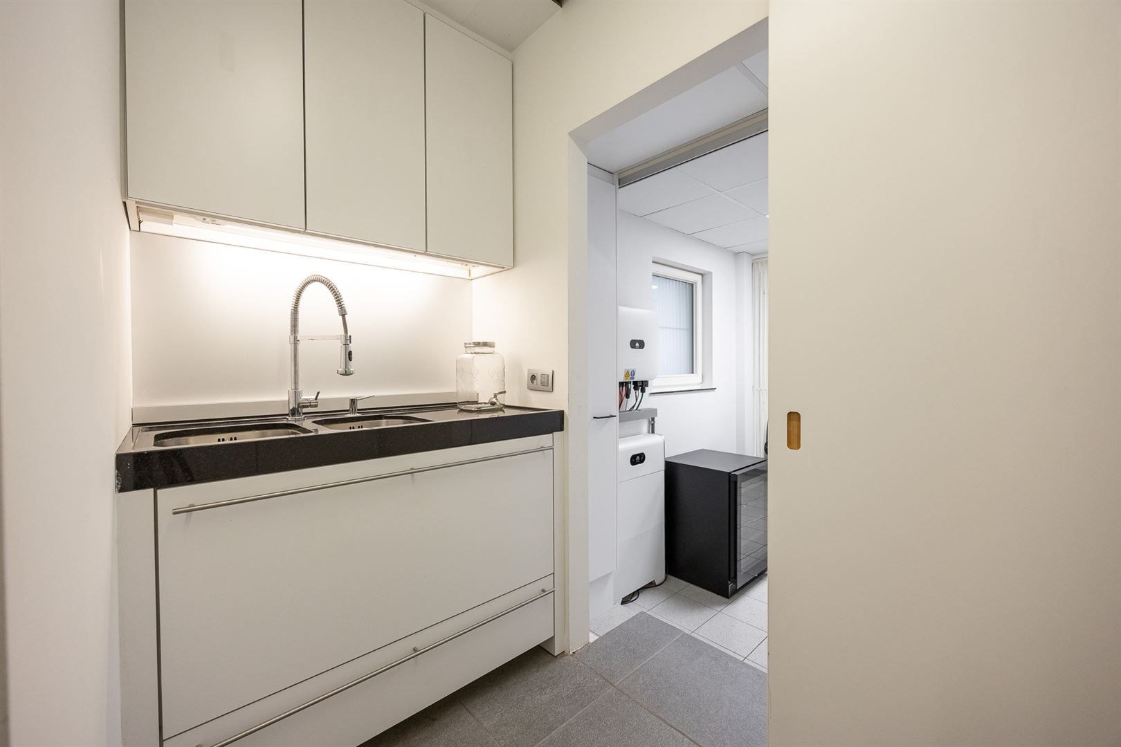 Stijlvolle villa met moderne uitbouw en zuidwest tuin. foto 13