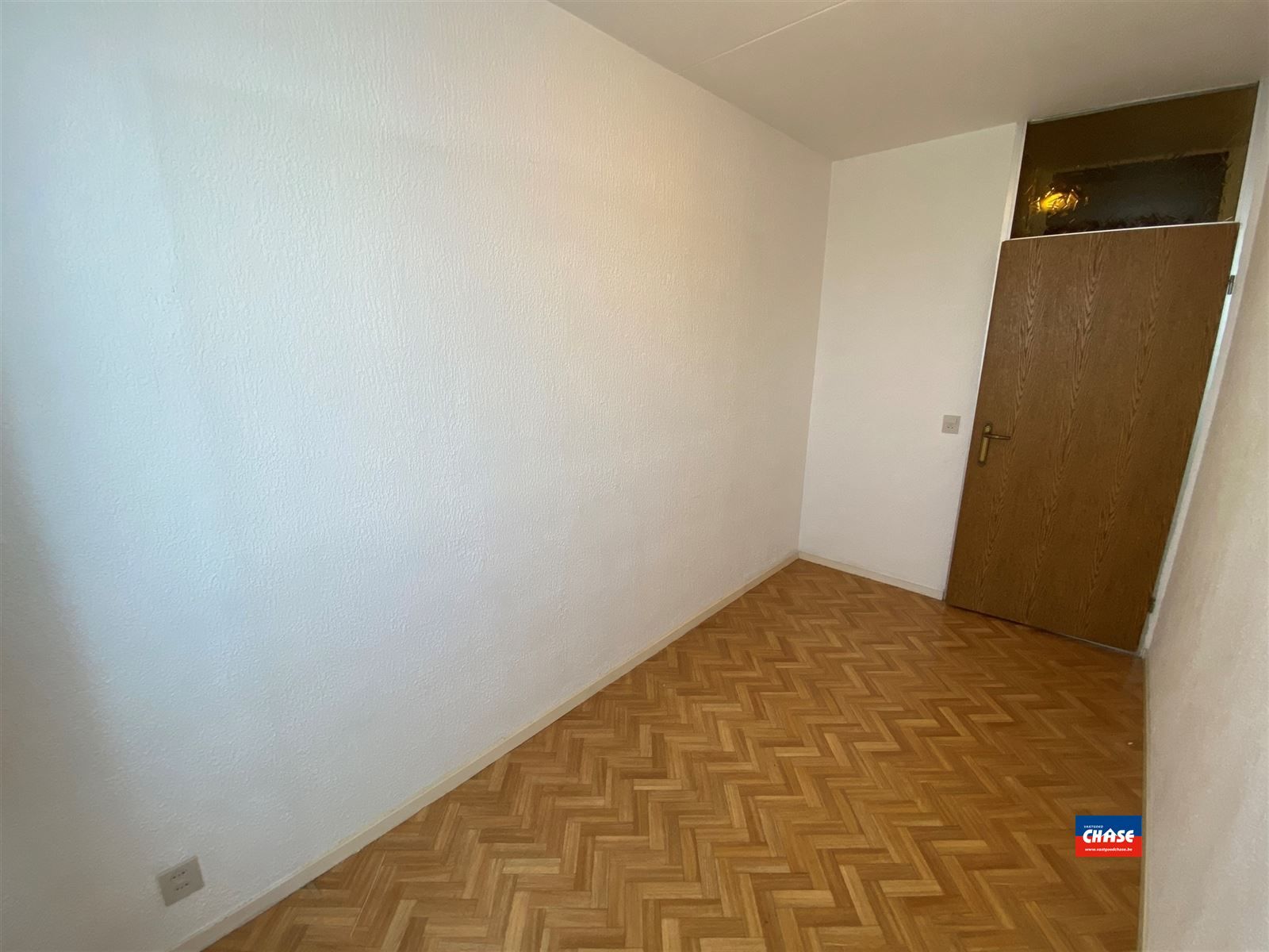 Appartement met twee slaapkamers en terras foto 8