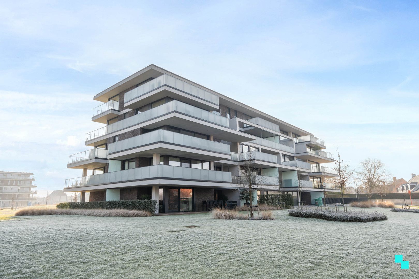 Klassevolle residentie langs het kanaal Roeselare-Leie foto 12