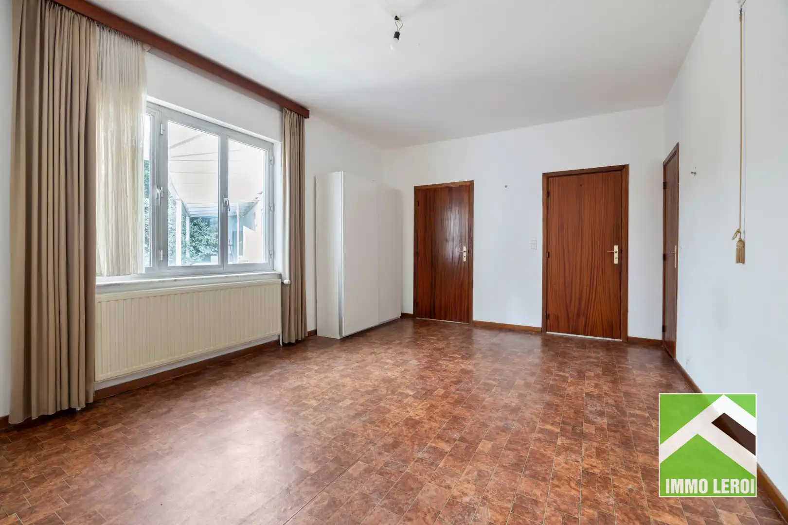 Zeer ruim gelijkvloers appartement met groot terras en tuin - centrum Tongeren foto 11