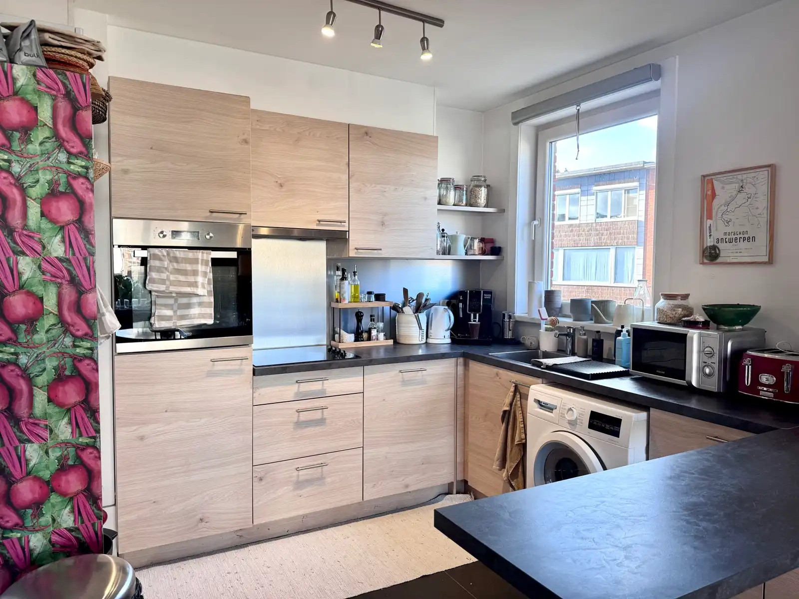 Licht 2 slpk. app. met garagebox op de eerste verdieping  foto 6