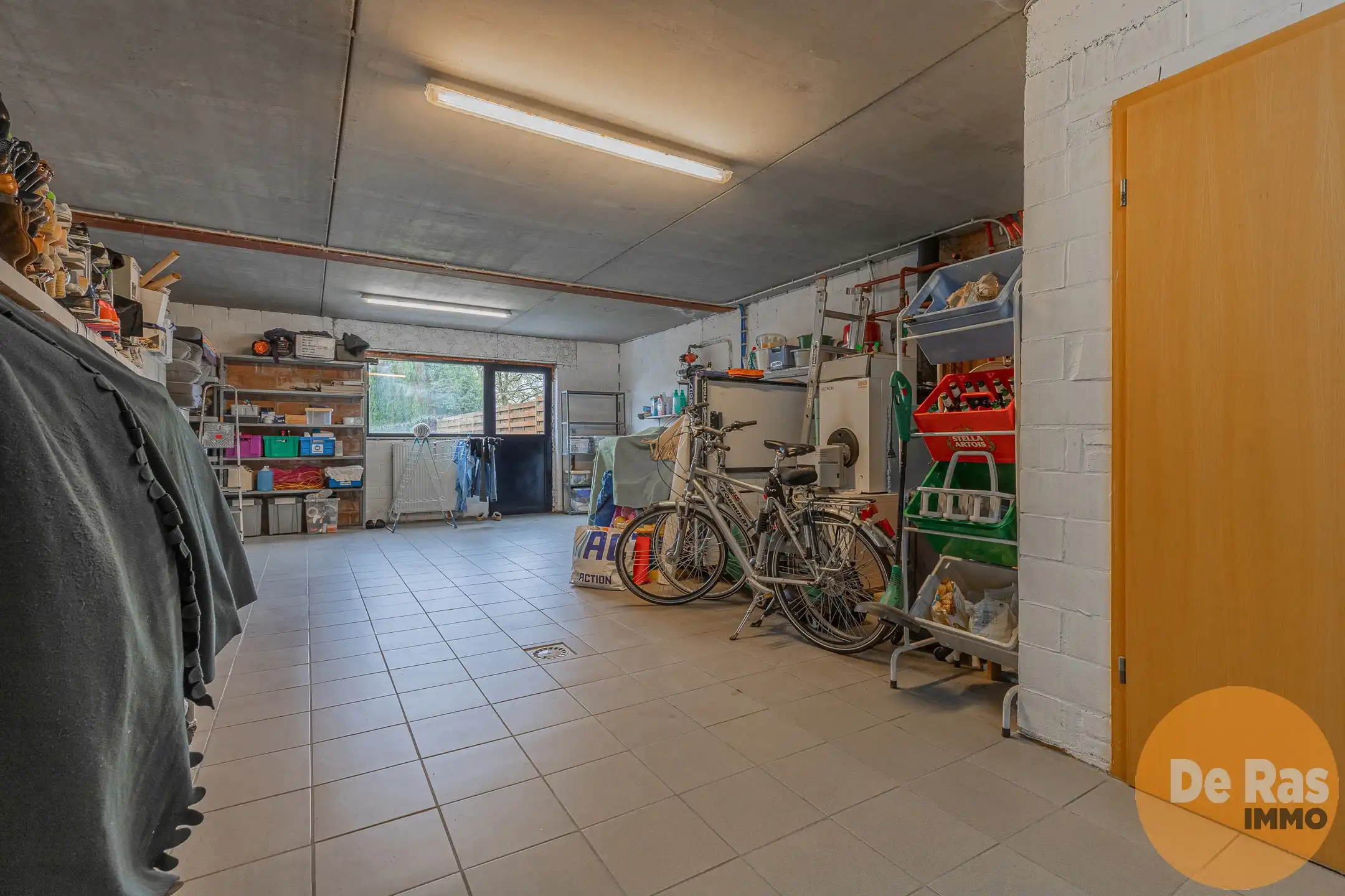 DENDERHOUTEM - Bel - etage met 3 slpk, tuin en ruime garage foto 9