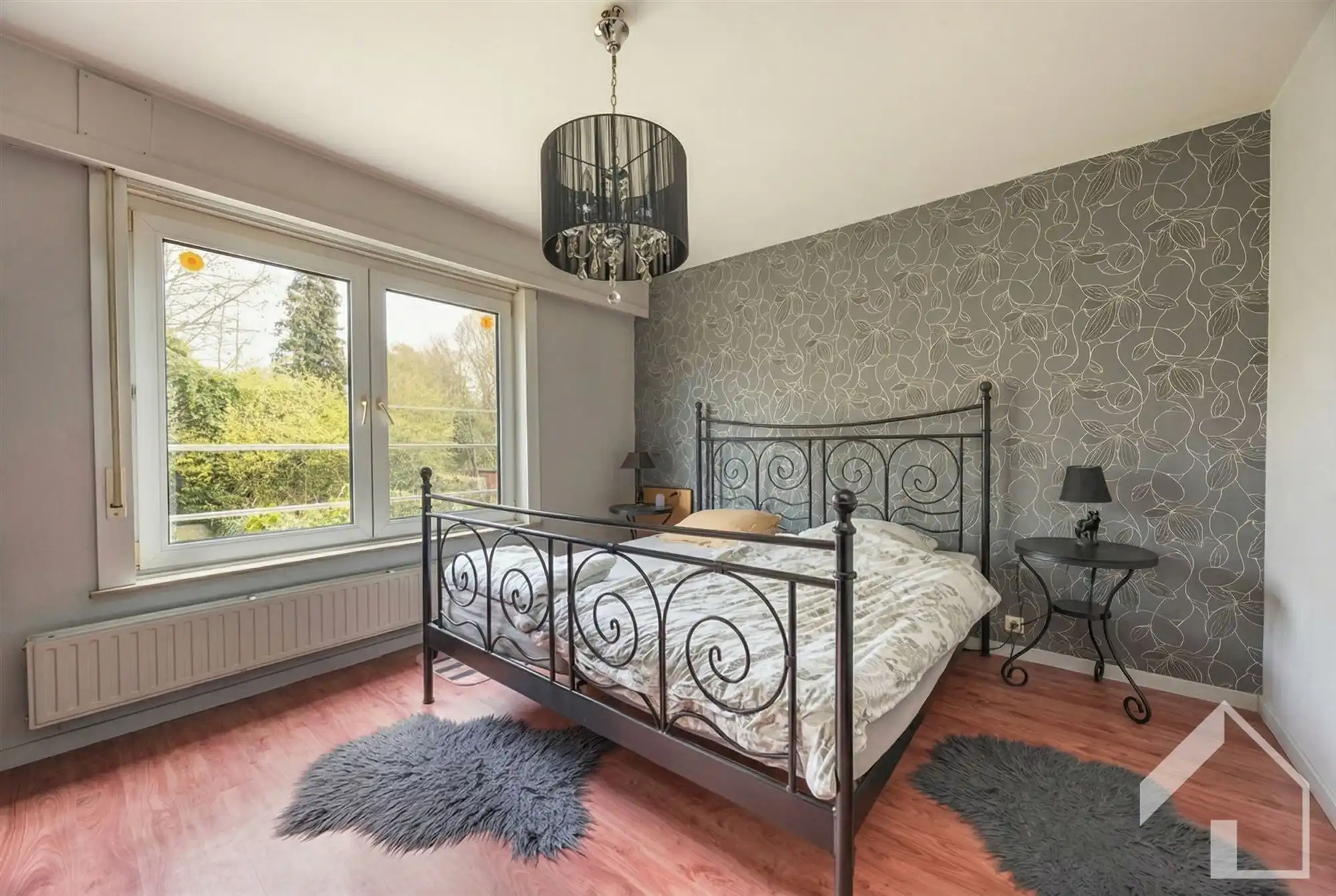 Appartement 1e verdieping + hele gelijkvloers incl garage foto 9