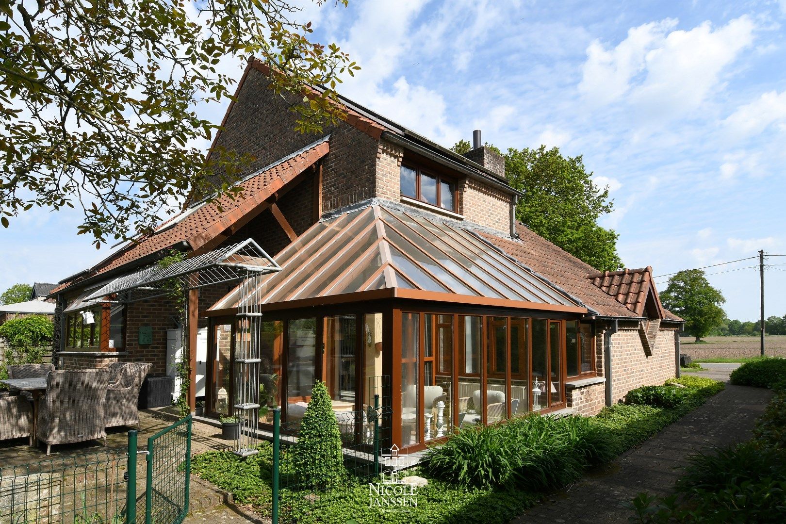Landelijke vrijstaande woning te koop in Molenbeersel  foto 2