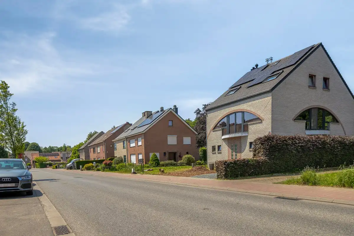 Gebouw met twee appartementen op uitstekende ligging in Humbeek met ruime tuin en parkeermogelijkheden foto 38
