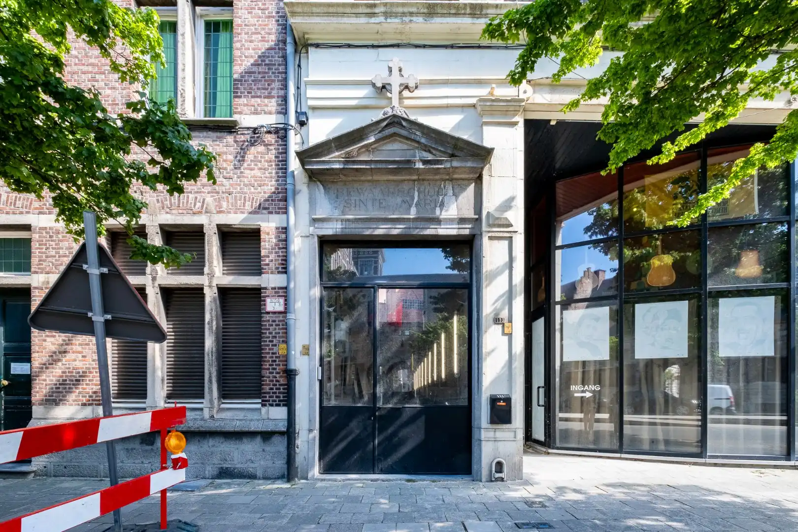 Commerciële ruimte te huur Paardenmarkt 111 - - 2000 Antwerpen