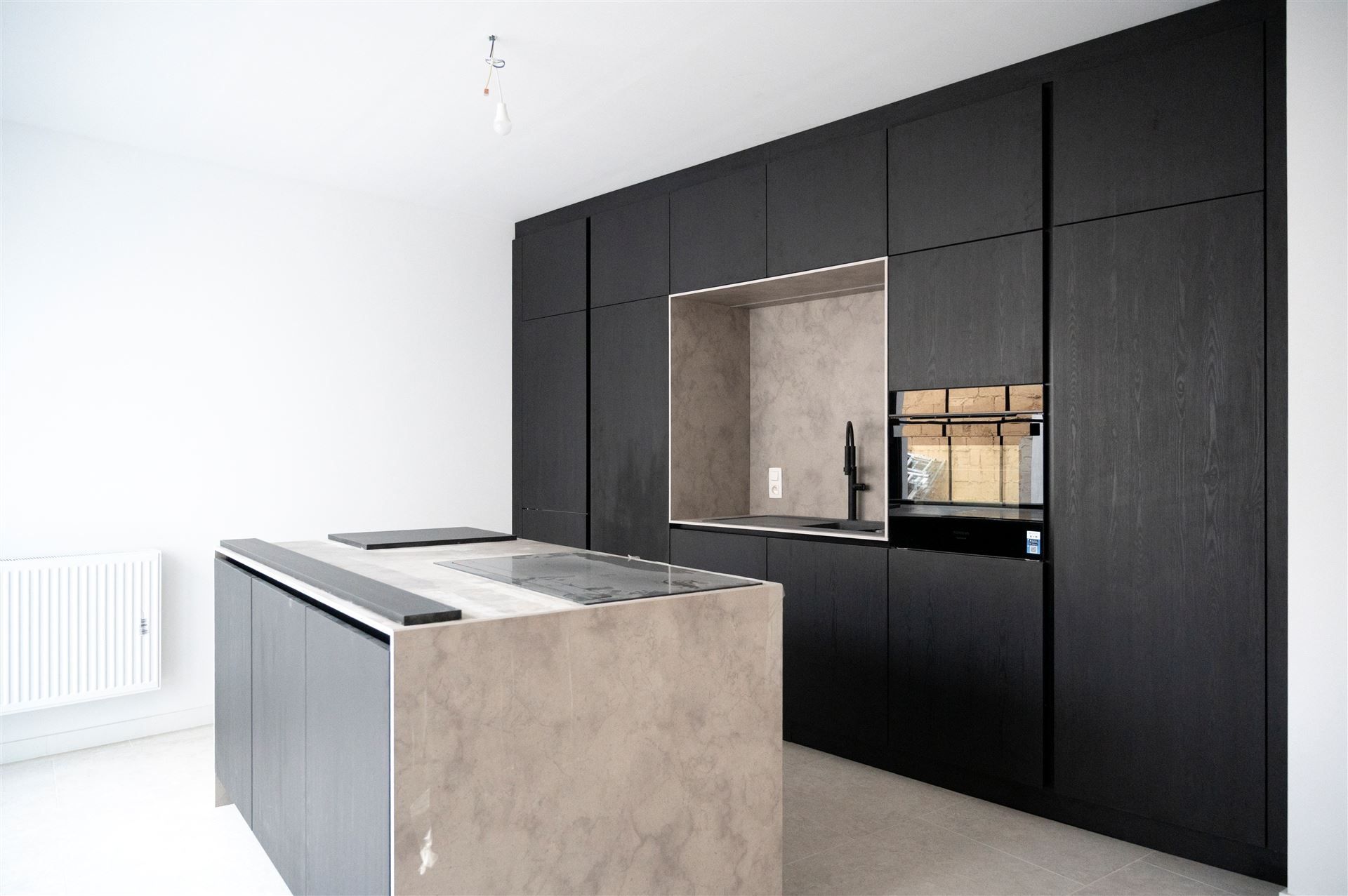 Prachtig gerenoveerde woning met tuin foto 2