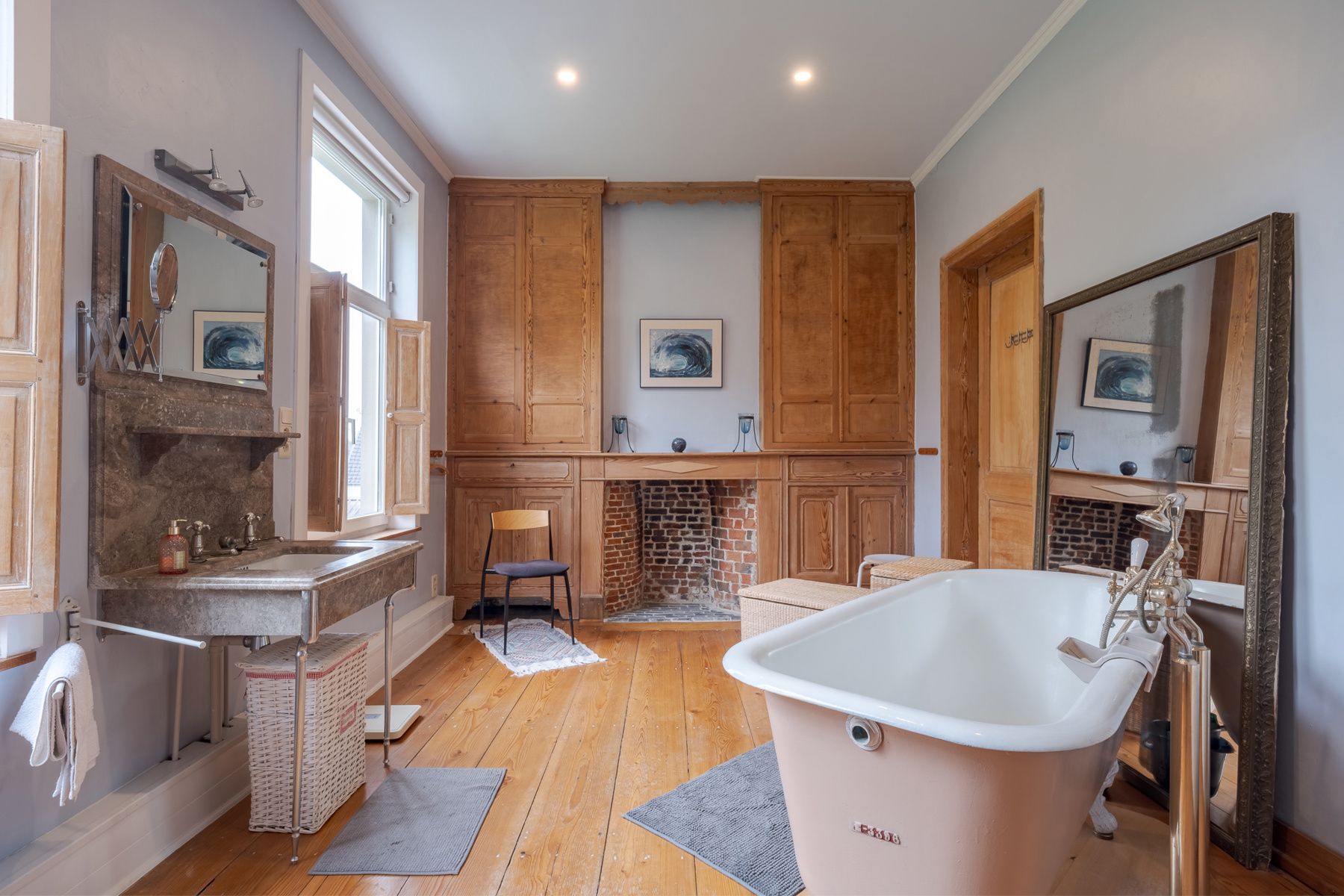 Uniek gerestaureerde herenhuis met parktuin foto 15